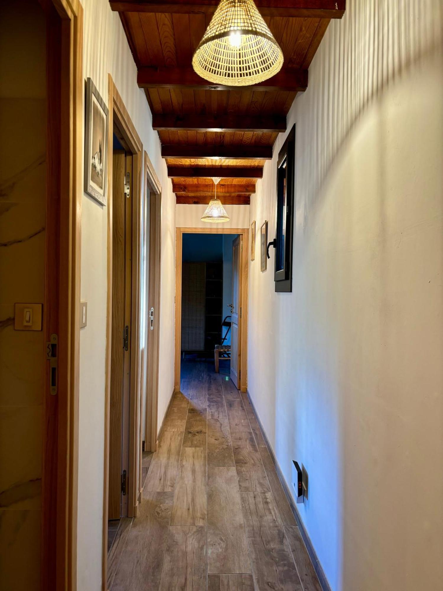 Maison Terre De Lune Mondragon Exterior photo